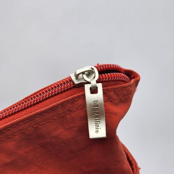 Baggallini VTG Carryall Expandable Large Lightweight Luggage Tote Bag - Picture 11 of 16